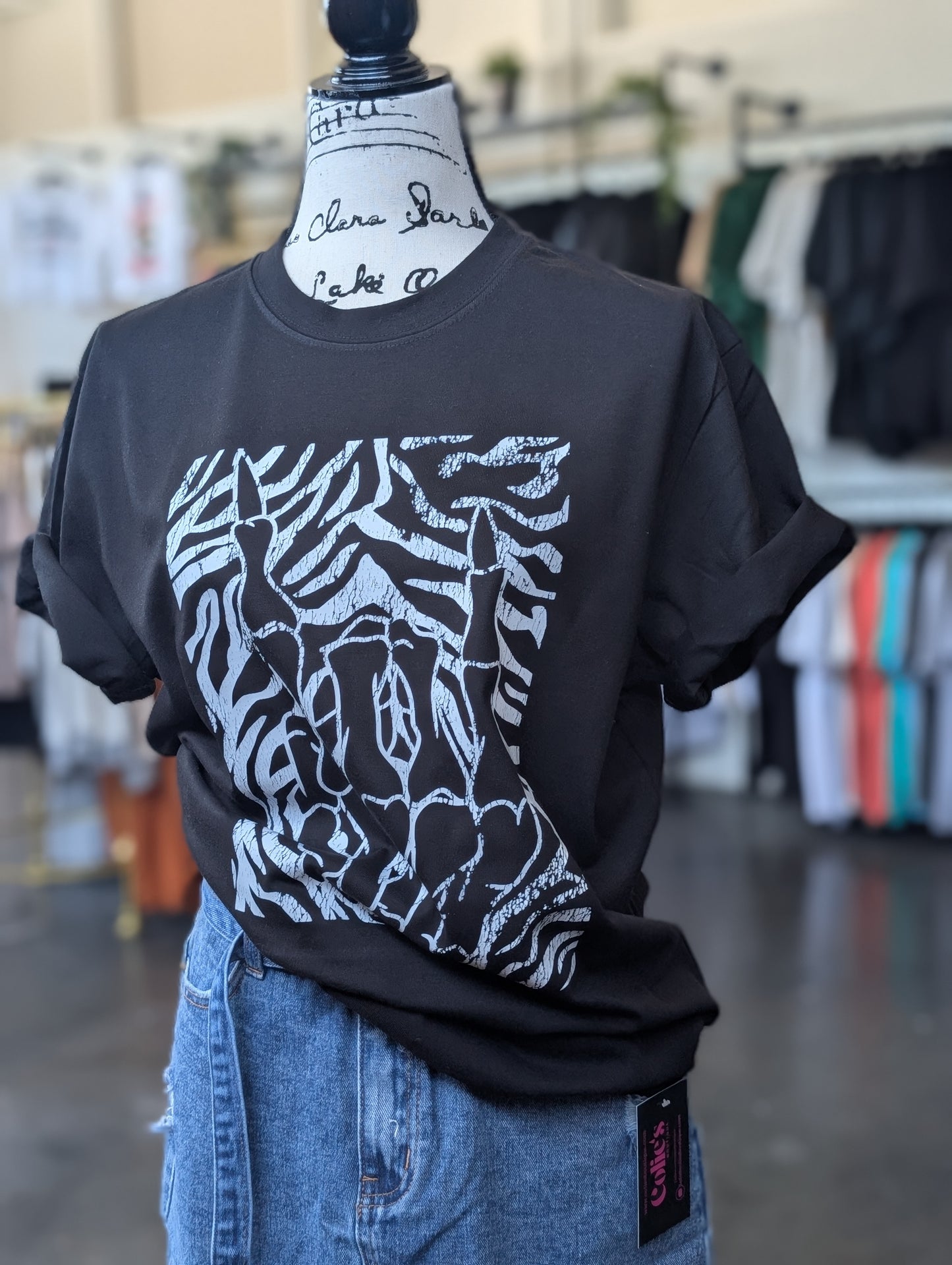 Skelly Love Tee