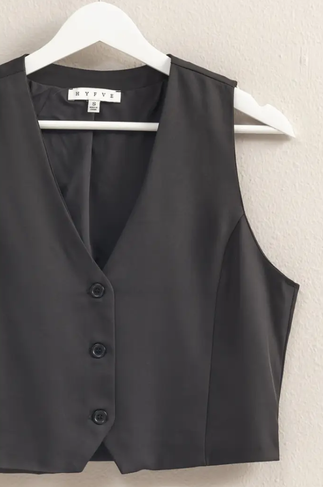 Sleeveless Button up Vest