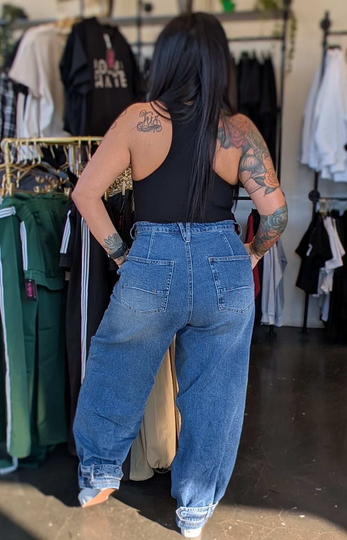Baggy Ankle Strap Jeans