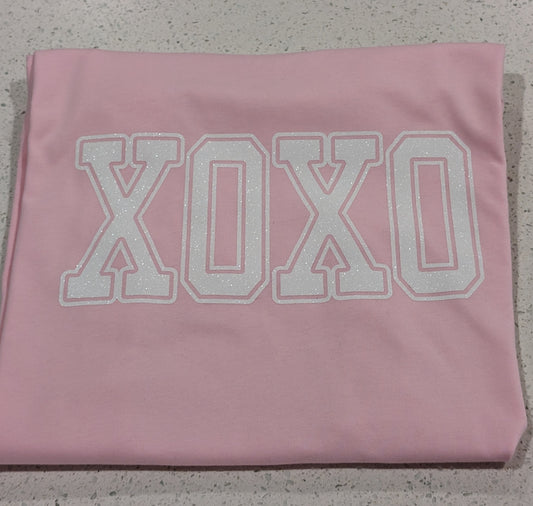 XOXO Tee