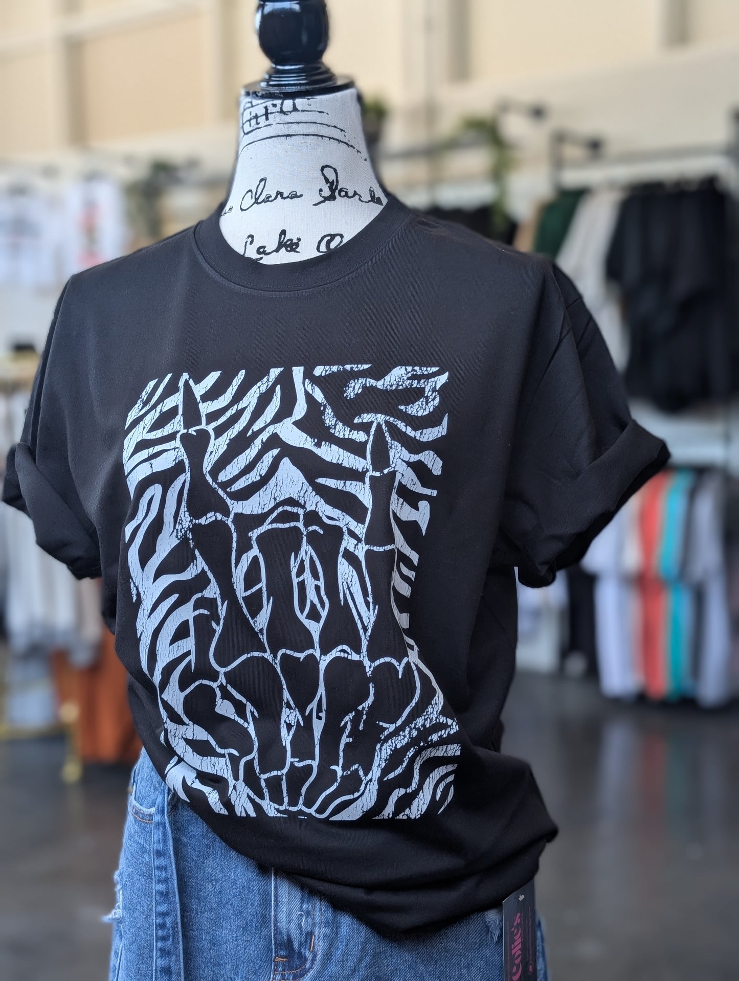 Skelly Love Tee
