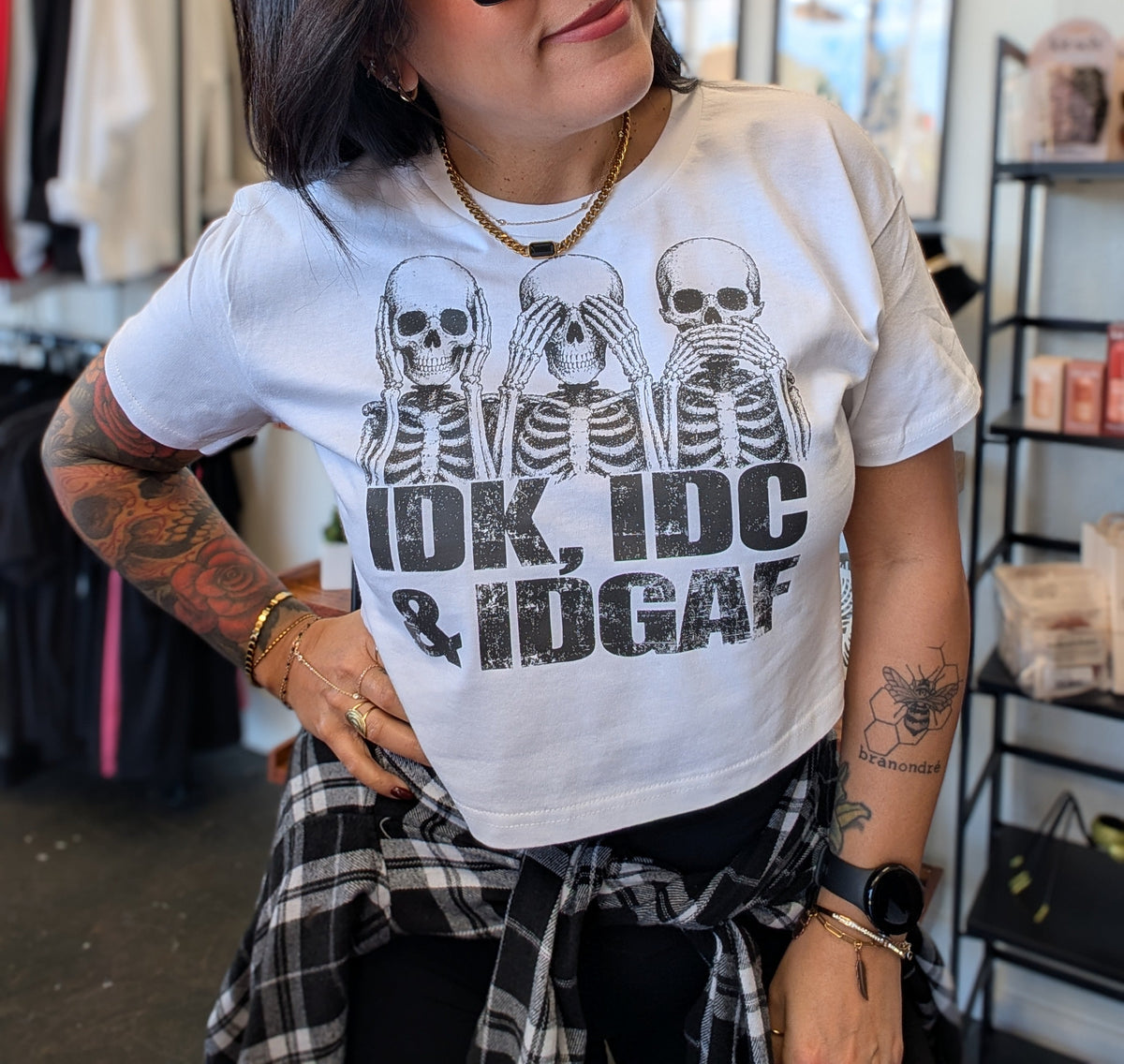 IDK tee