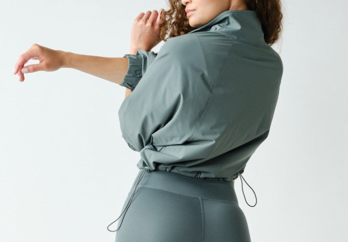 Sculpt Half Zip Pullover
