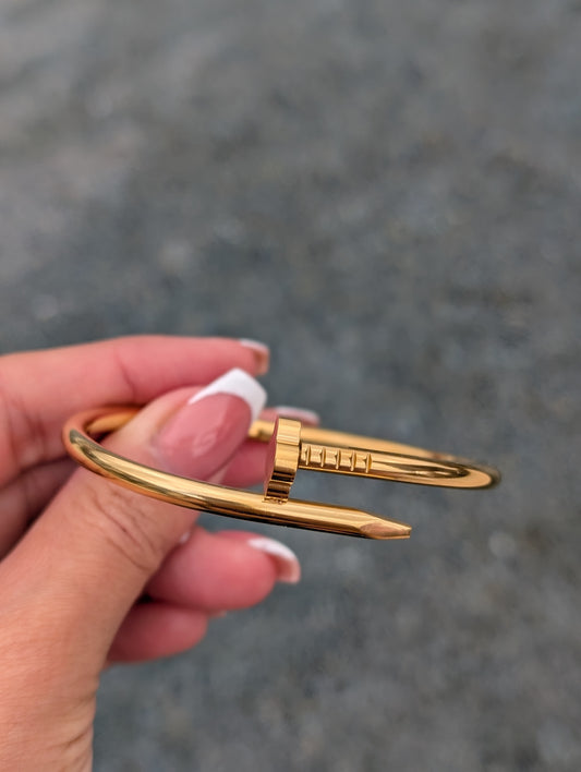 Nail Bangle