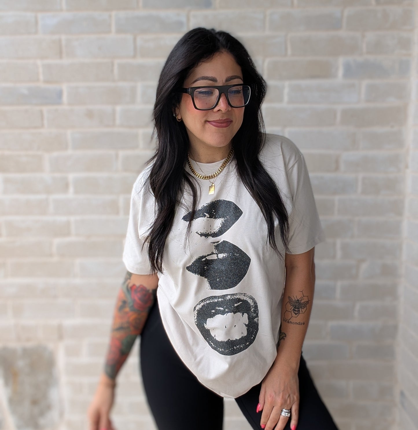 Diamond Kisses tee
